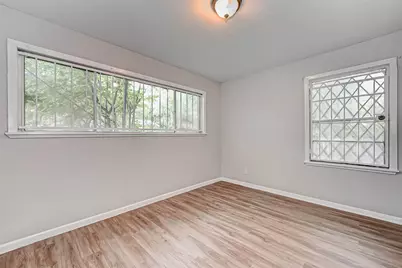 4203 Tavenor Lane, Houston, TX 77047 - Photo 14