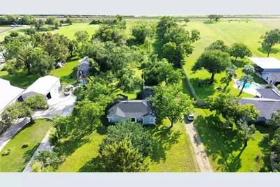 19506 Old Galveston Road, Webster, TX 77598 - Photo 4