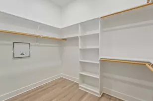 227 Noras Ln, Houston, TX 77022 - Photo 22