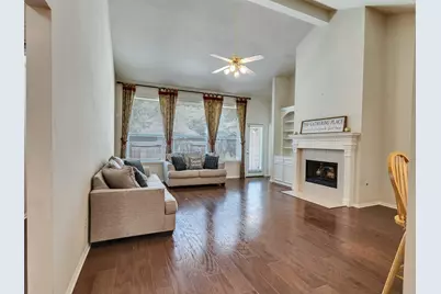 66 N Brooksedge Circle, The Woodlands, TX 77382 - Photo 8