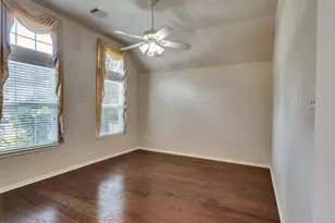 66 N Brooksedge Cir, The Woodlands, TX 77382 - Photo 22