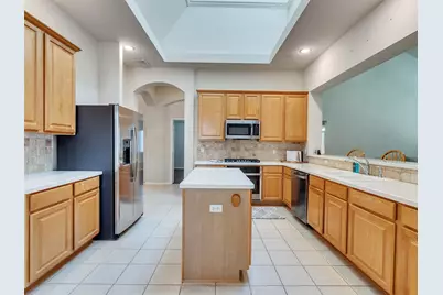 66 N Brooksedge Circle, The Woodlands, TX 77382 - Photo 16