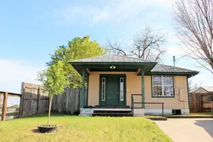 1004 E Main, Brenham, TX 77833 - Photo 1