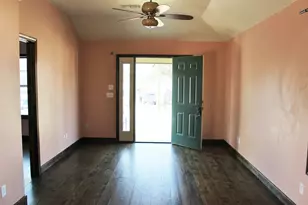 1004 E Main, Brenham, TX 77833 - Photo 2