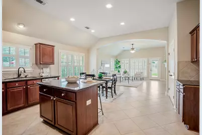 19422 Camellia Bend Circle, Spring, TX 77379 - Photo 10