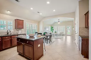 19422 Camellia Bend Cir, Spring, TX 77379 - Photo 10