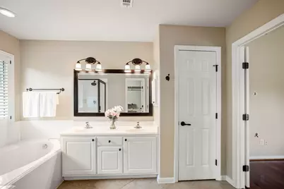 19422 Camellia Bend Circle, Spring, TX 77379 - Photo 24