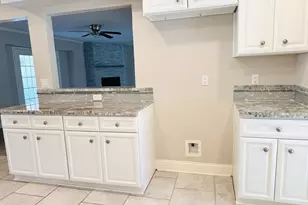 5714 N Braeswood Blvd, Houston, TX 77096 - Photo 10