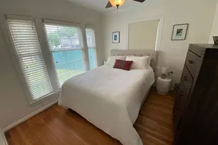914 Dorothy St, Houston, TX 77008 - Photo 14