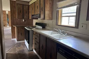 854 Queenswood, Montgomery, TX 77316 - Photo 14