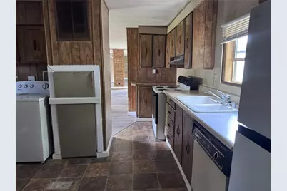 854 Queenswood, Montgomery, TX 77316 - Photo 8