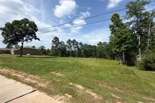 6218 Rolling Hills Rd, Conroe, TX 77303 - Photo 1