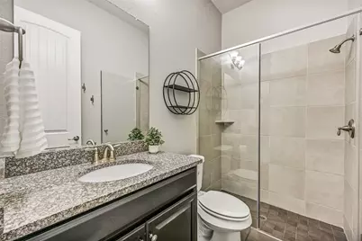 339 Woodway Drive, League City, TX 77573 - Photo 14