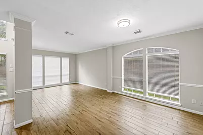 8827 Lawncliff Lane, Houston, TX 77040 - Photo 4