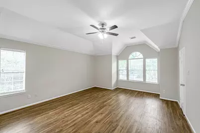 8827 Lawncliff Lane, Houston, TX 77040 - Photo 12