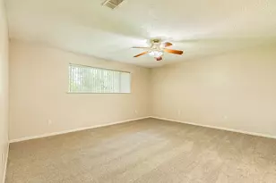 232 Wayne Dr, Clute, TX 77531 - Photo 20