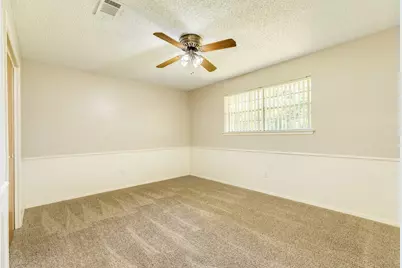 232 Wayne Dr, Clute, TX 77531 - Photo 24