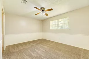 232 Wayne Dr, Clute, TX 77531 - Photo 24