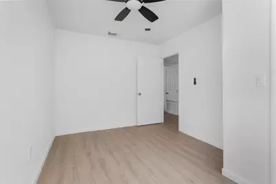 16016 Green Manor Drive, Houston, TX 77396 - Photo 12