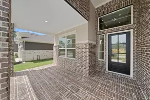 7107 Rustic Frst Dr, Katy, TX 77493 - Photo 2