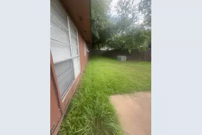 3611 Macon Place Court, Houston, TX 77082 - Photo 10