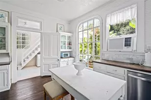 1112 Broadway St, Galveston, TX 77550 - Photo 14