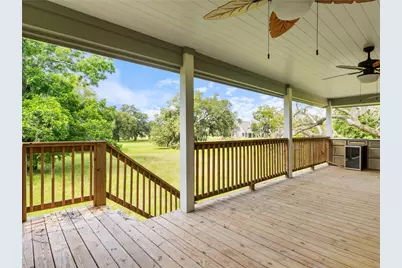 375 Horse Shoe Trail, Angleton, TX 77515 - Photo 22