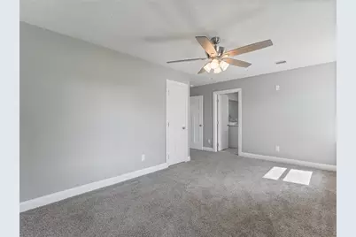 375 Horse Shoe Trail, Angleton, TX 77515 - Photo 10