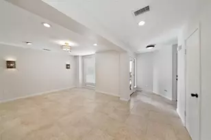 5 Berrypick Ln, The Woodlands, TX 77380 - Photo 2