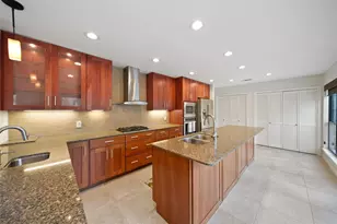 5 Berrypick Ln, The Woodlands, TX 77380 - Photo 6