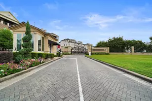 949 Dunleigh Meadows Ln, Houston, TX 77055 - Photo 34