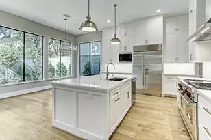 3906 Marquette St, West University Place, TX 77005 - Photo 18