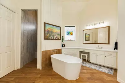 203 Arrowhead Drive, Lake Jackson, TX 77566 - Photo 34