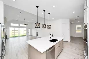 9606 Chateau Hill, Manvel, TX 77578 - Photo 10