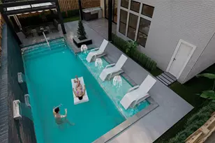 1032 W 41st St, Houston, TX 77018 - Photo 4