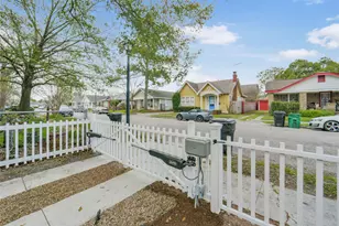 4030 Pineridge St, Houston, TX 77009 - Photo 32