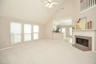 2811 Willow Fork Dr, Katy, TX 77450 - Photo 10