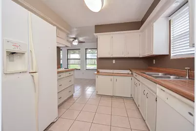 21318 Park Valley Drive, Katy, TX 77450 - Photo 18