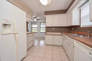 21318 Park Valley Dr, Katy, TX 77450 - Photo 18