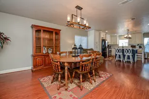 835 Tropicana Blvd, East Bernard, TX 77435 - Photo 6
