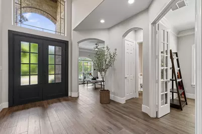 110 S Veilwood Circle, The Woodlands, TX 77382 - Photo 30