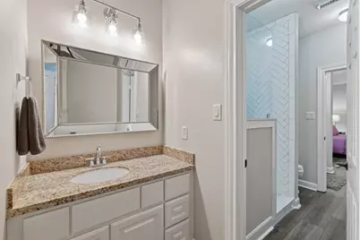 110 S Veilwood Circle, The Woodlands, TX 77382 - Photo 42