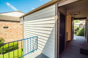 7140 N Holiday Dr, Galveston, TX 77550 - Photo 24