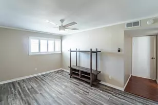 7140 N Holiday Dr, Galveston, TX 77550 - Photo 14