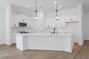 7723 Jade Crst Dr, Angleton, TX 77515 - Photo 12