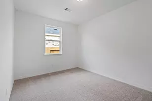 7723 Jade Crst Dr, Angleton, TX 77515 - Photo 10