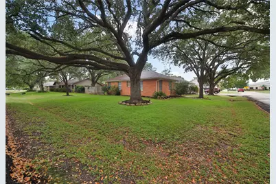 808 Avenue K, Rosenberg, TX 77471 - Photo 2