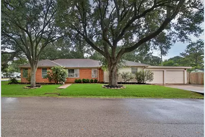 808 Avenue K, Rosenberg, TX 77471 - Photo 1