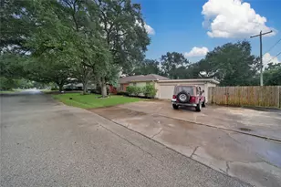 808 Avenue K, Rosenberg, TX 77471 - Photo 4