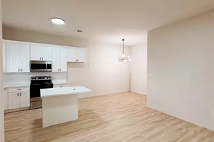 9723 Kerr A-B St, Houston, TX 77029 - Photo 2